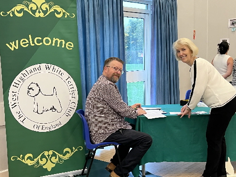 14d6dbdc-5fc8-4749-bceb-0a2d91e62512