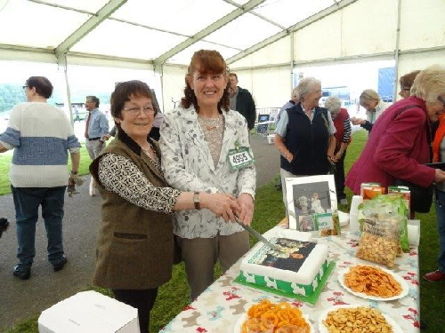 Marie & Ann Burns, to celebrate their Crufts Best in Show win with CH Burneze Geordie Girl.3