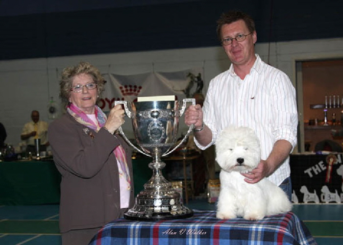 Presentation of the Macconachie Trophy